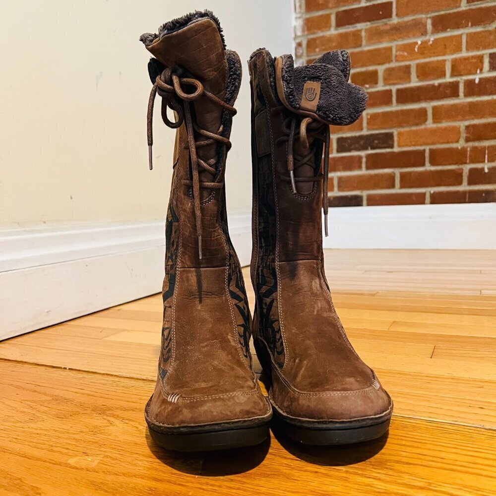 TEVA Kiru Brown Nubuck Leather Aztec Fleece Lined Mid Calf Boots Women's 8.5 - Picture 13 of 16